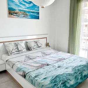 https://sea-pleasure-apartment-ii.hotels-of-thessaloniki.com